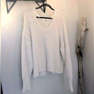Free People Oversized White Soft Fuzzy Sweater-Size: S